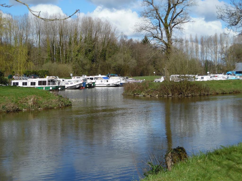 Au Fil De L'Eau Vila Rohan Exterior foto